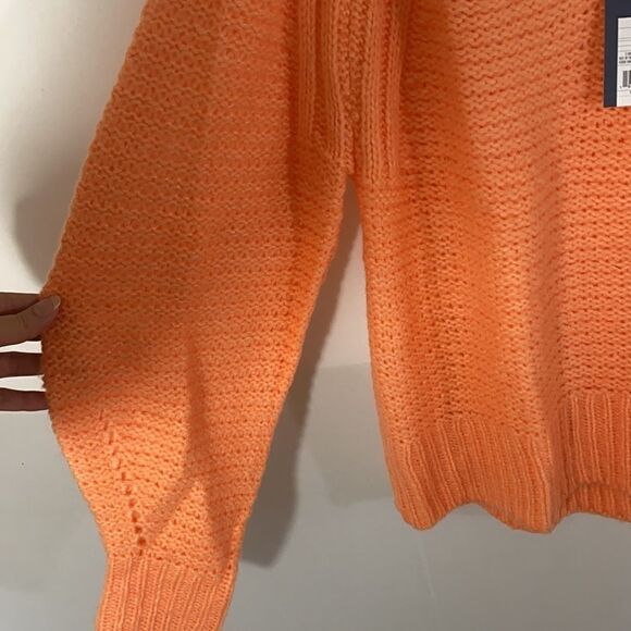 Universal Thread V Neck Balloon Sleeve Sweater - Picture 5 of 6